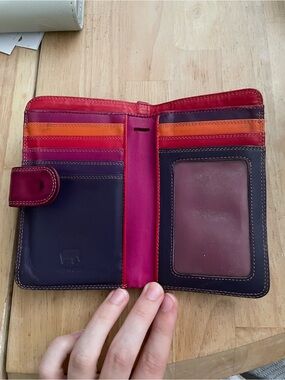 Mywalit zip around multi purse wristlet